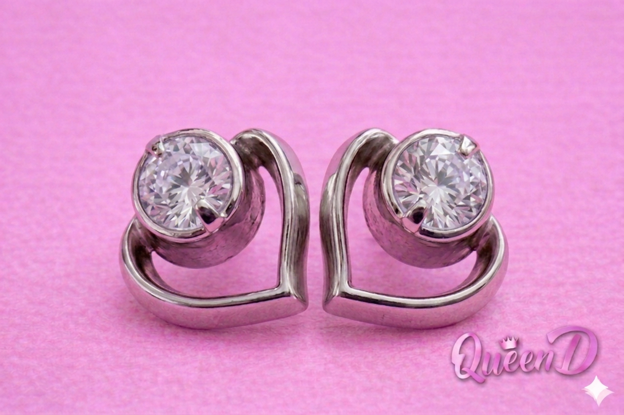 Queen D – Heart Gem Stud Earrings