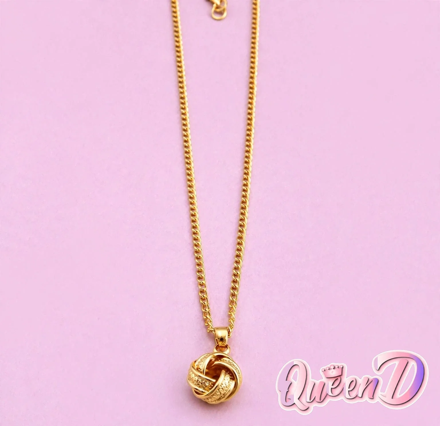 final_necklace_closeup_85pct.WEBP