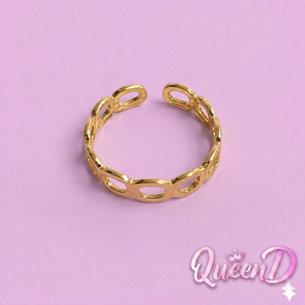 Queen D – Golden Link Adjustable Ring
