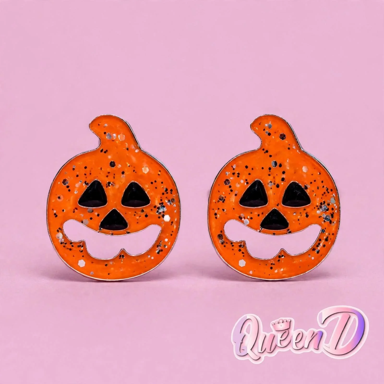 Queen D – Glittergrin Pumpkin Earrings