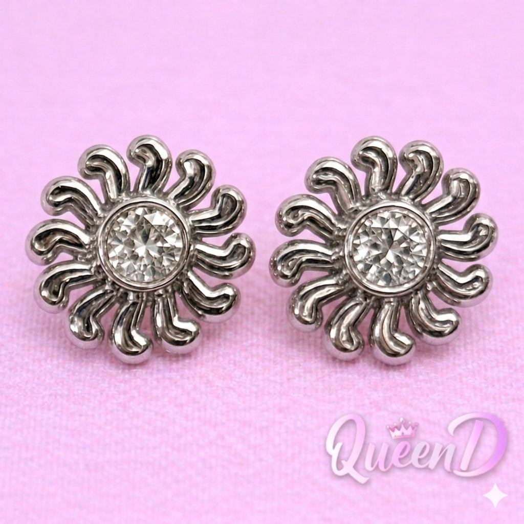 Queen D – Silver Sunburst Elegance Earrings
