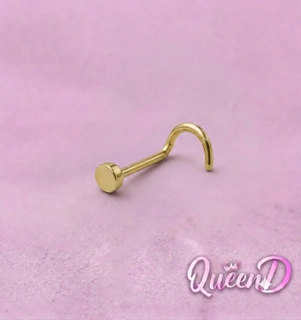 Queen D – Golden Aura Nose Stud