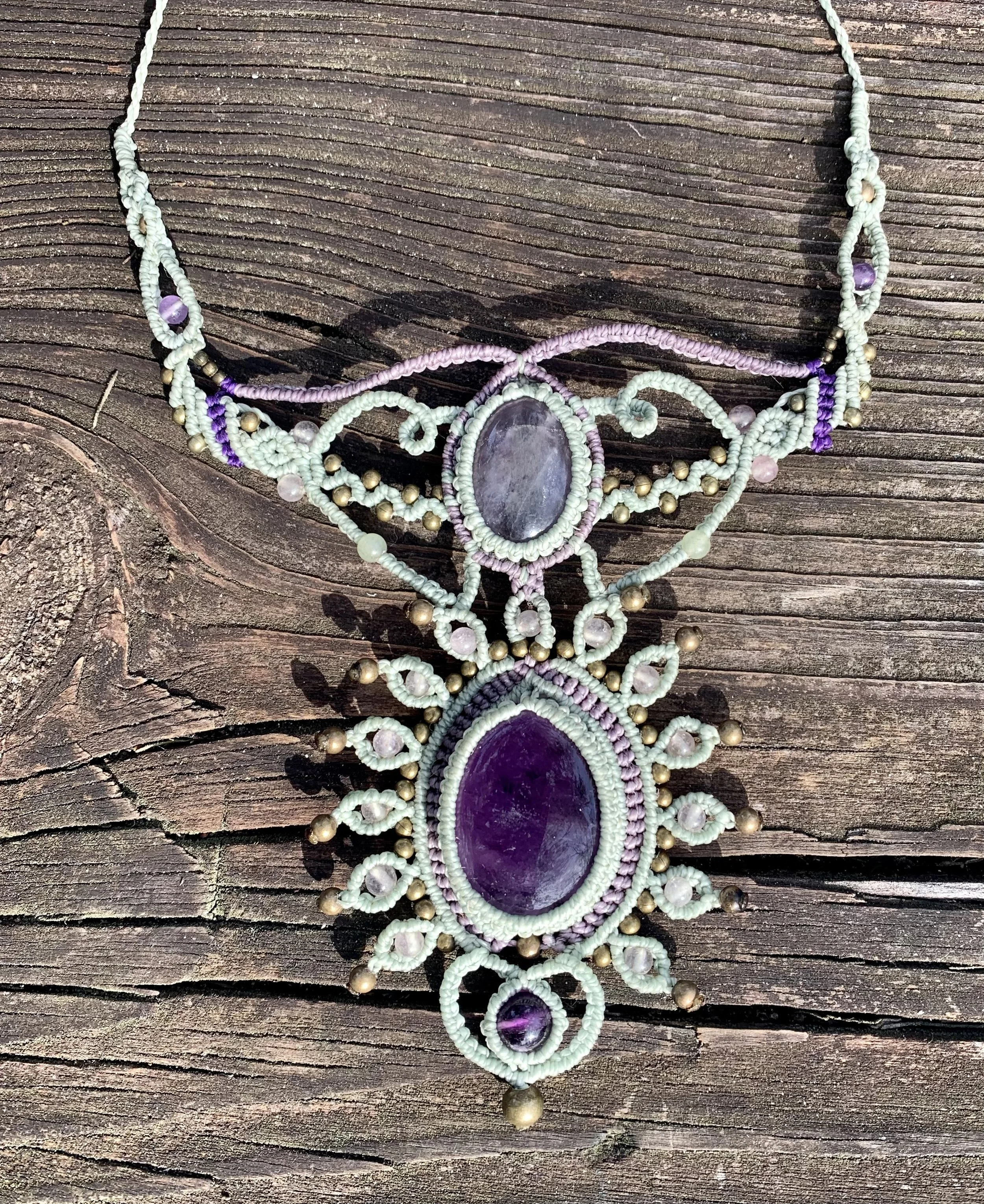 Améthyste: sérénité, intuition, connexion directe