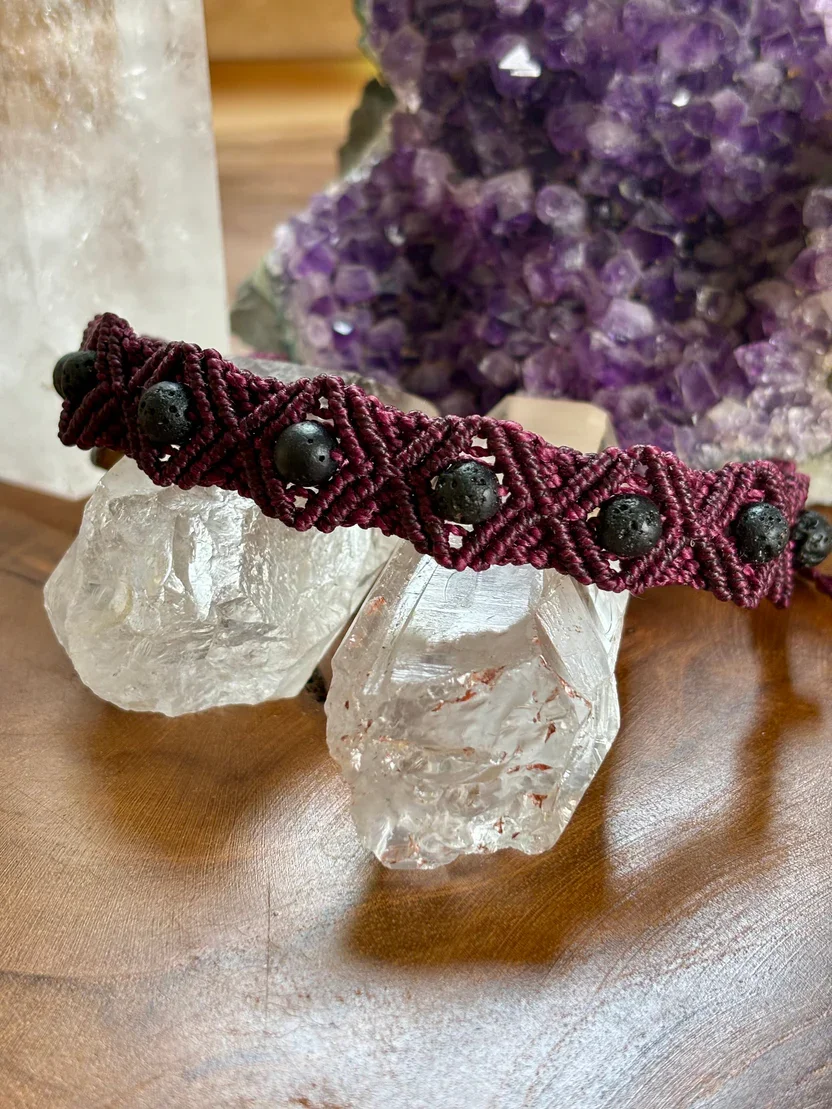 Losanges bordeaux.webp