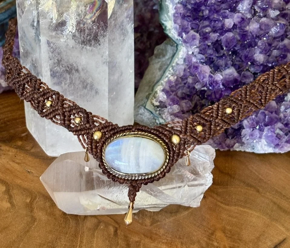 Si un de ces bijoux t'appelle, écris-moi... 