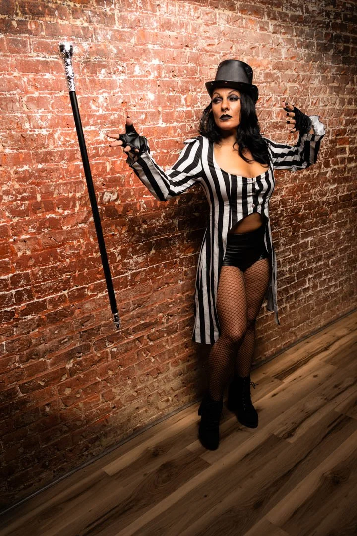 Halloween shoot at Danie Mae studio-8732-Edit.jpg