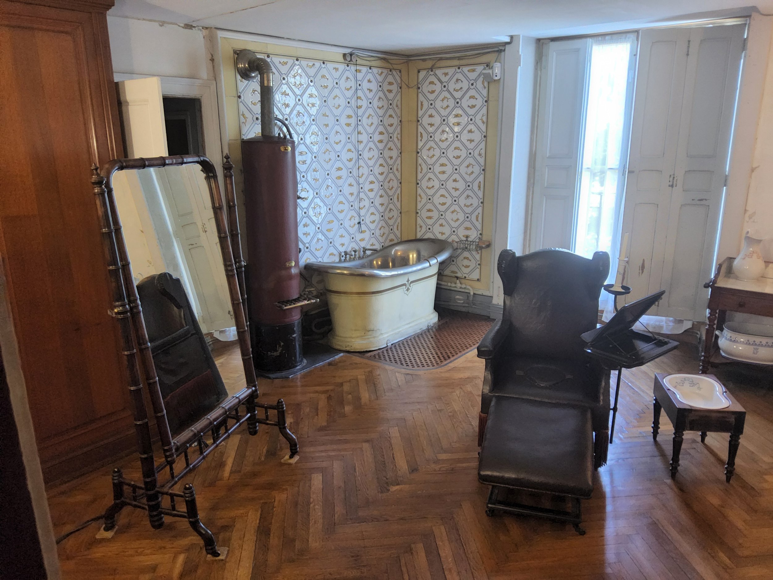salle de bains du château d'Eu, résidence d'été de Louis-Philippe en Seine-Maritime