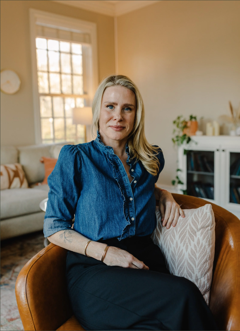 Headshot of Jessi Fortmann Page, AMFT, a trauma therapist in Nashville, Tennessee specializing in Internal Family Systems (IFS) and somatic attachment therapy.