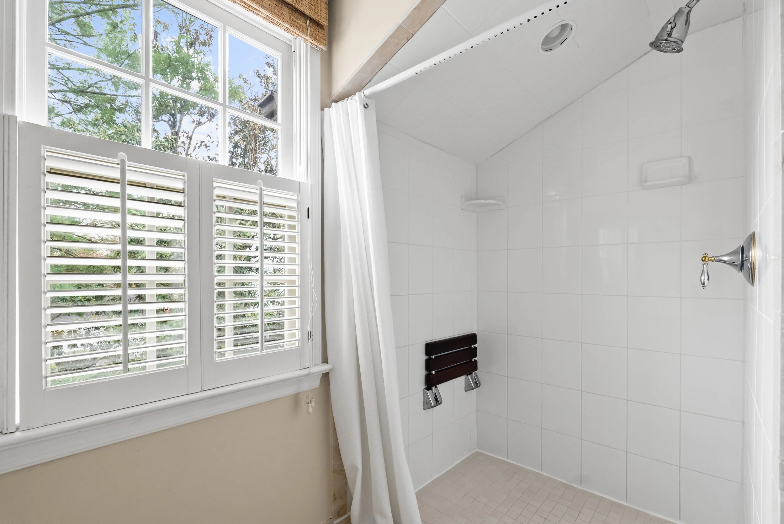 5202 Portsmouth Rd, Bethesda, MD 20816 - 0064.jpg