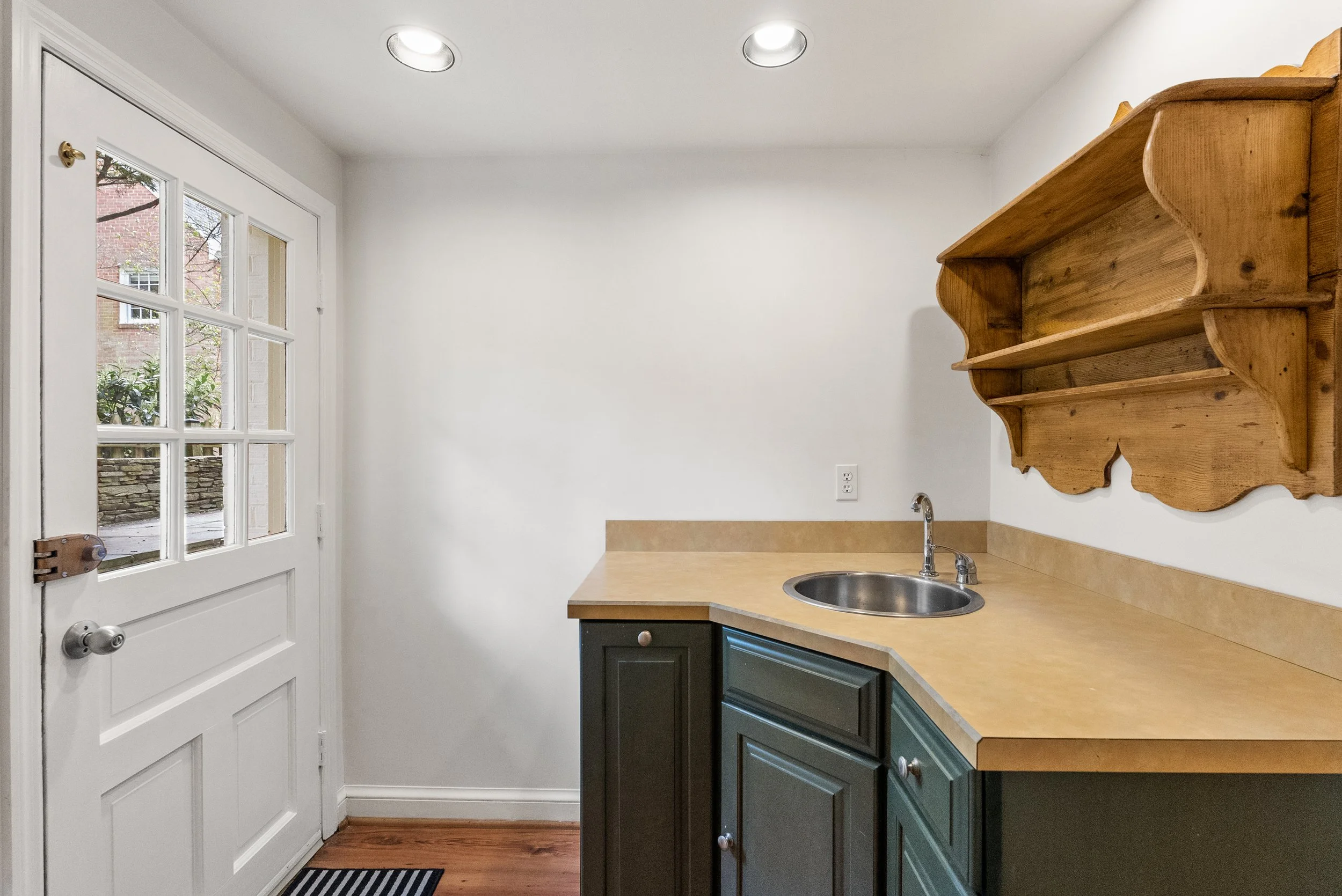 5202 Portsmouth Rd, Bethesda, MD 20816 - 0076.jpg