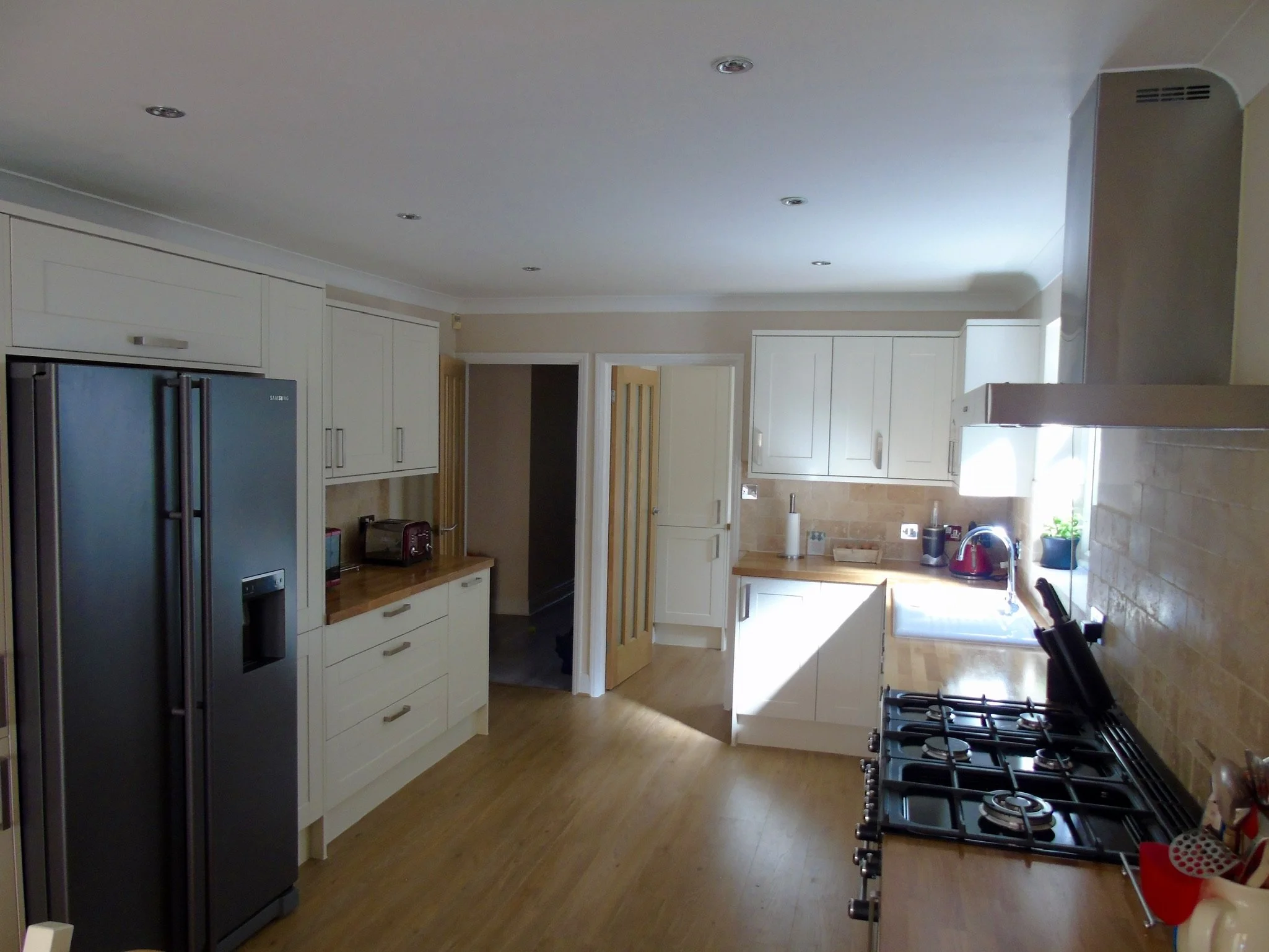 Cream shaker with solid oak worktops