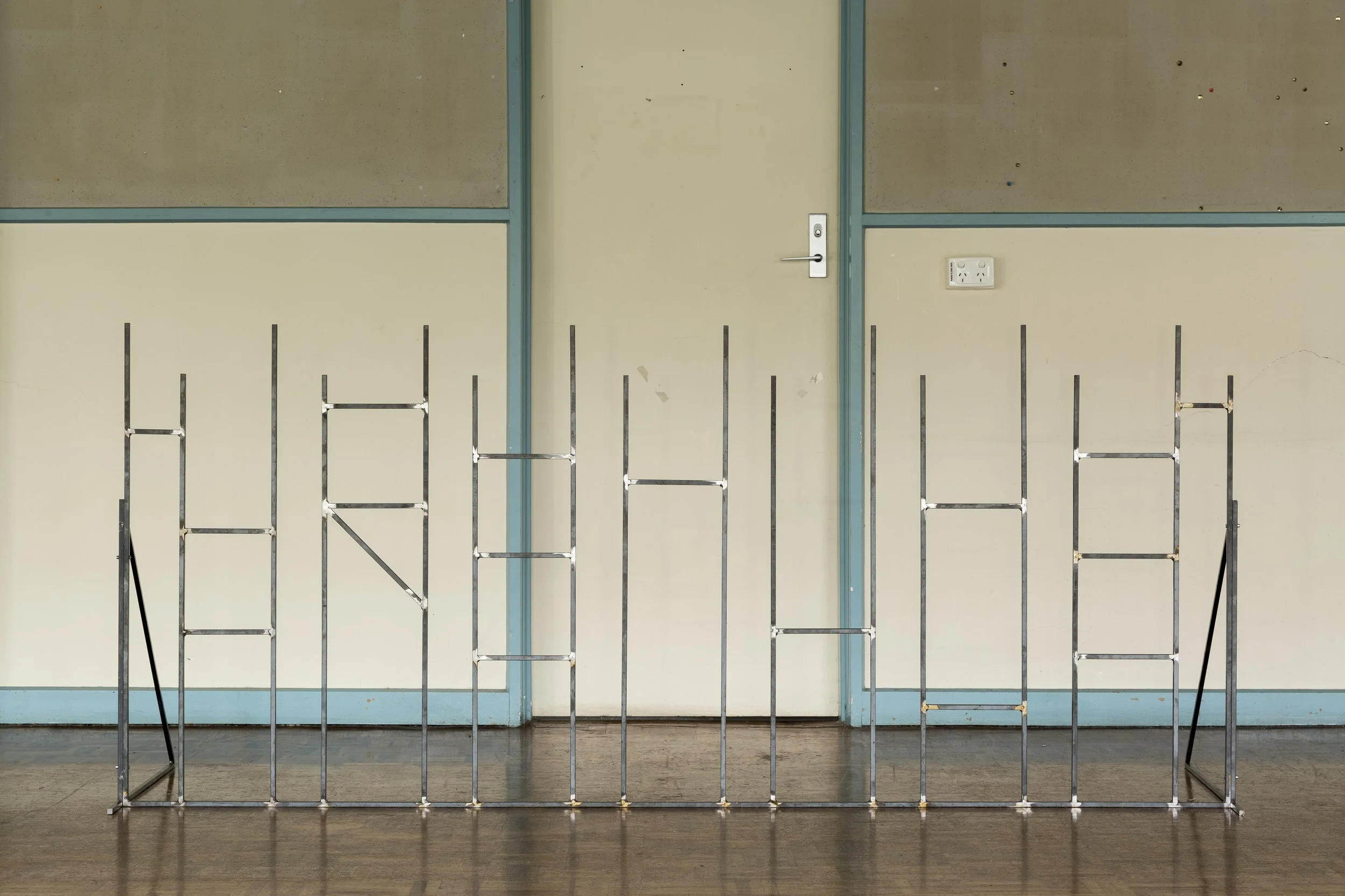 PRELUDE, 2018, steel, 220 x 950 x 700cm
Photo: Christo Crocker