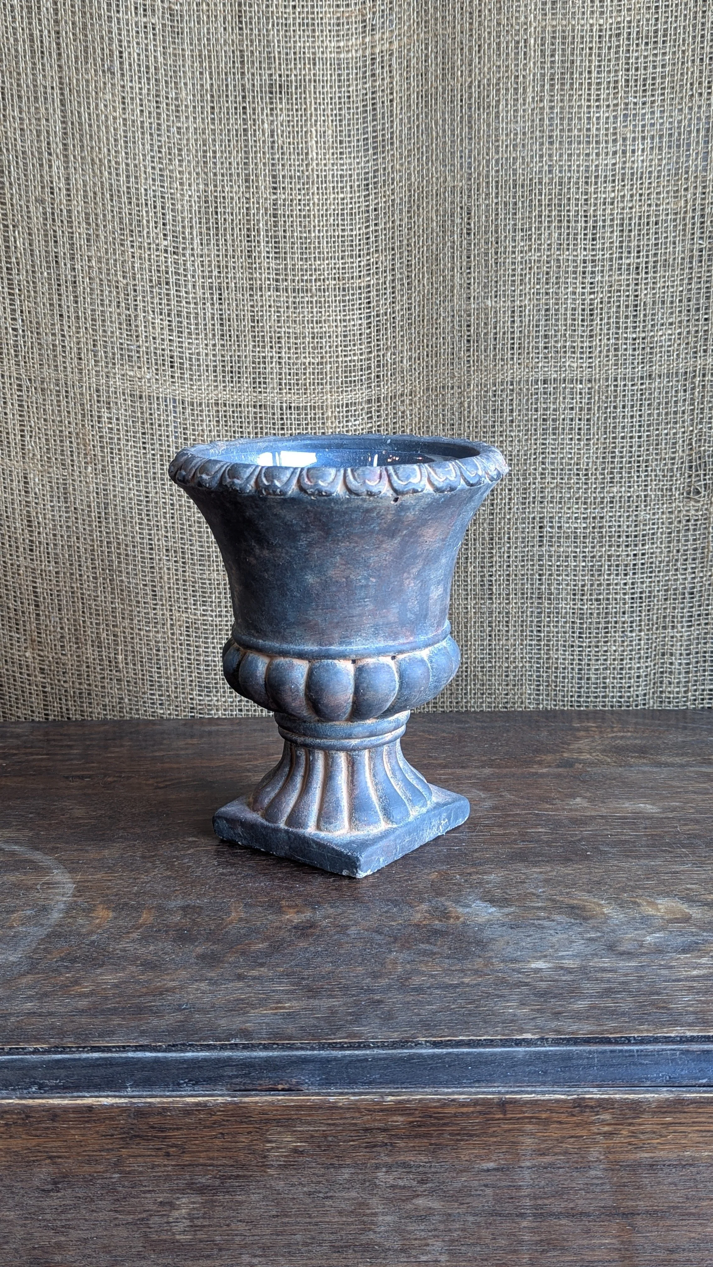 Mini stone urn.

2 available.

H23cm W19cm.

£8 each.

Comes with plastic bucket insert with chicken wire.