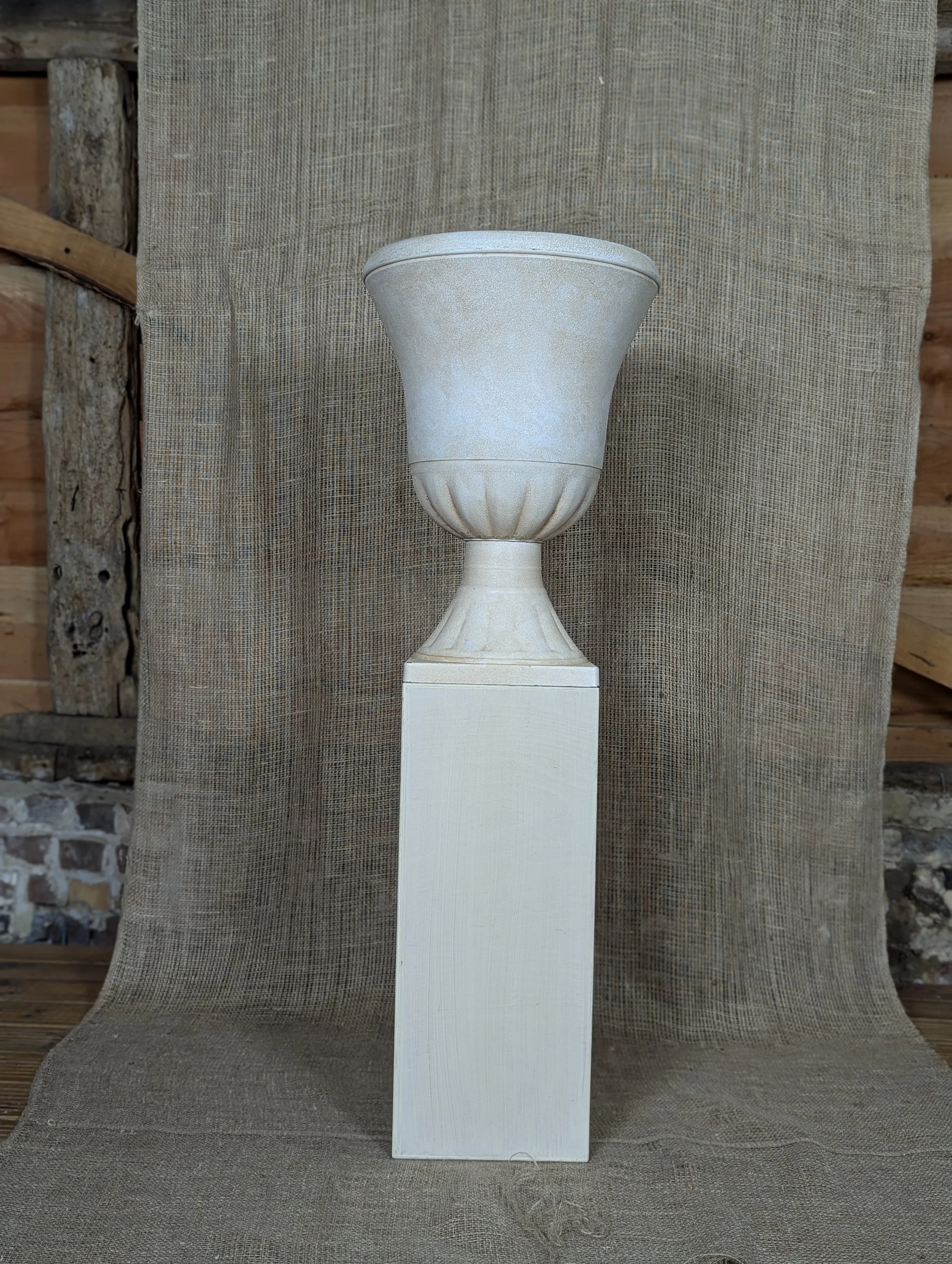 Wooden plinth.

4 available.

H 60cm W25cm.

£20 each.

Weighted wooden plinth with painted finish.