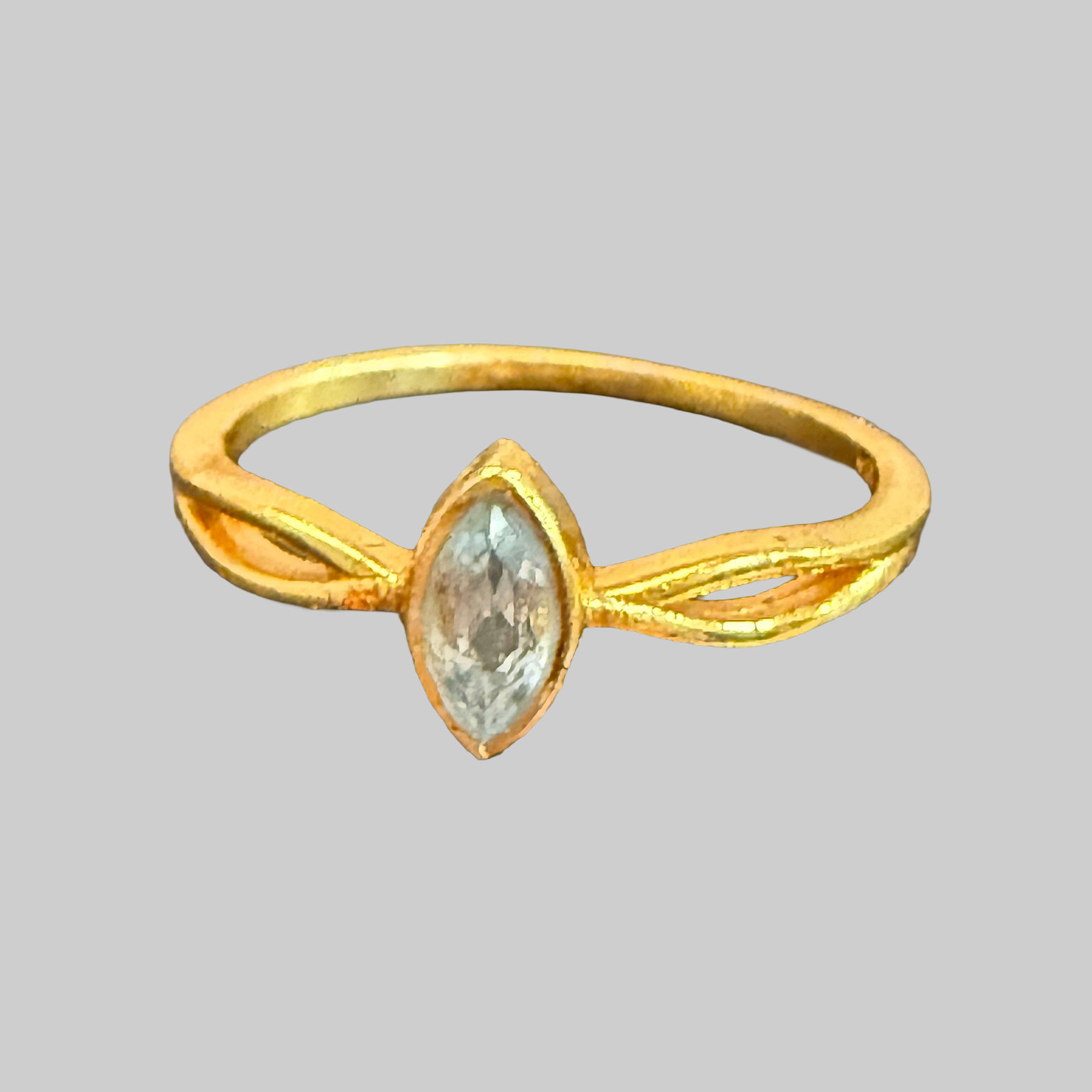 Minimalist Marquise Crystal Ring