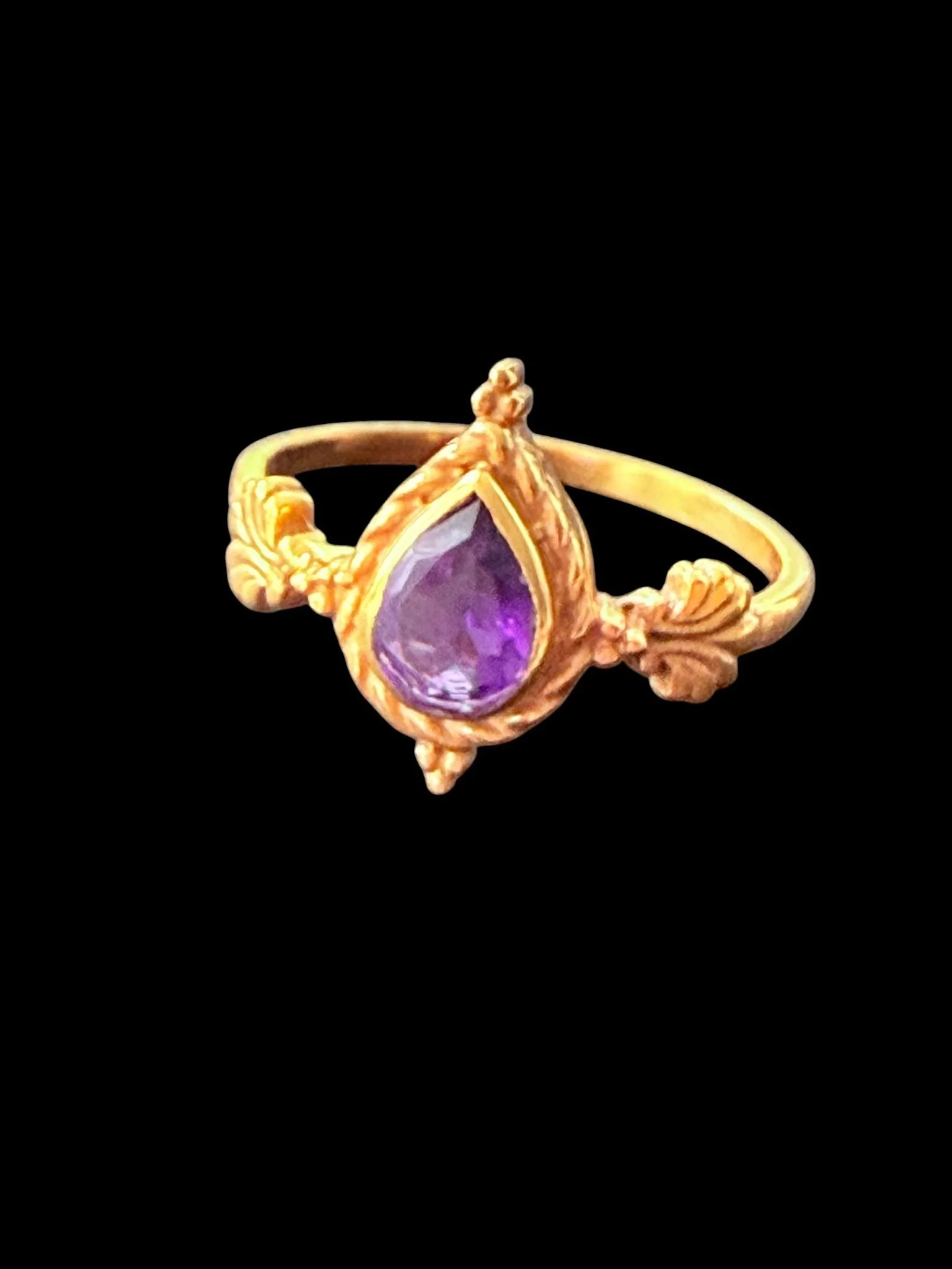 Amethyst Teardrop Leaf Ring