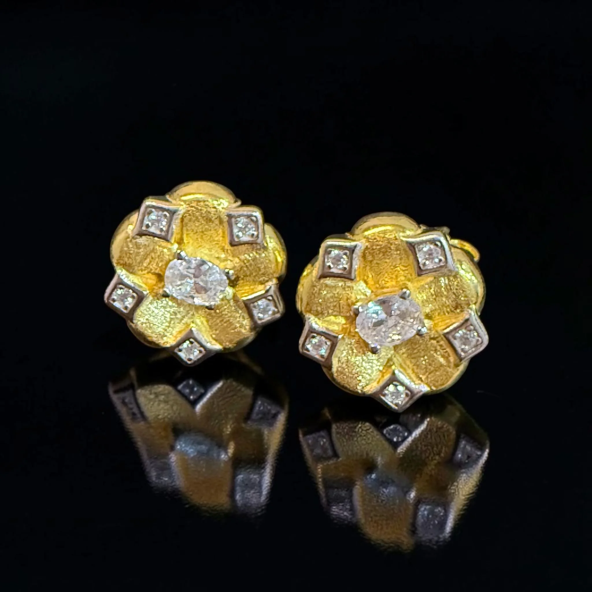 Floral Radiance Stud Earrings