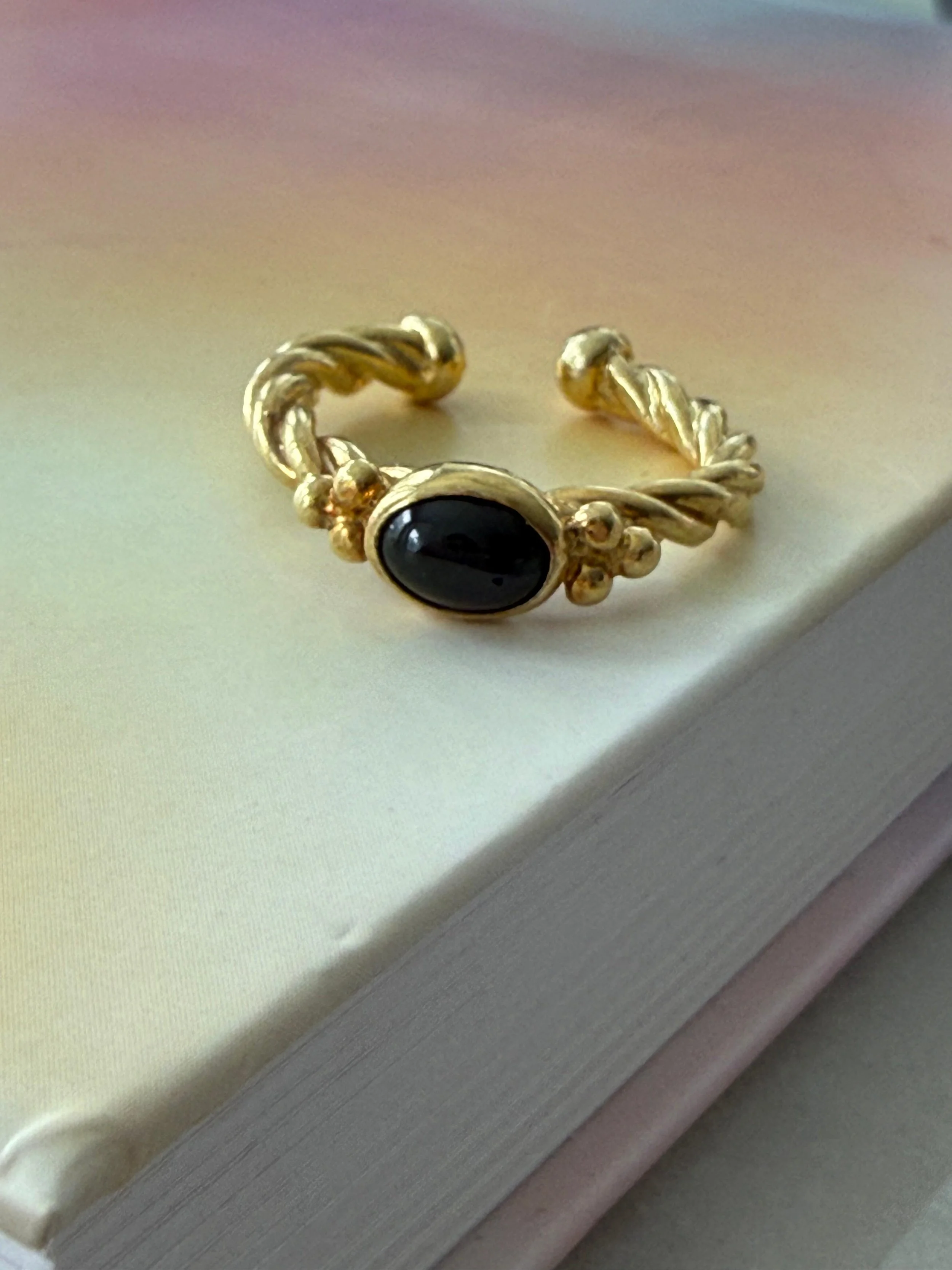 Black Stone Twist Adjustable Ring