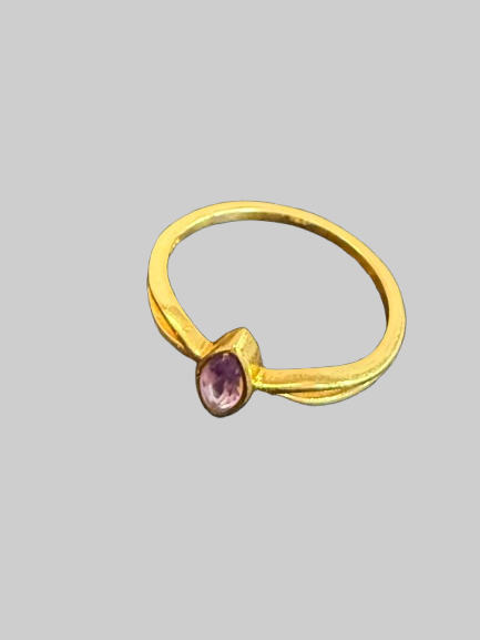 Delicate Amethyst Solitaire Ring