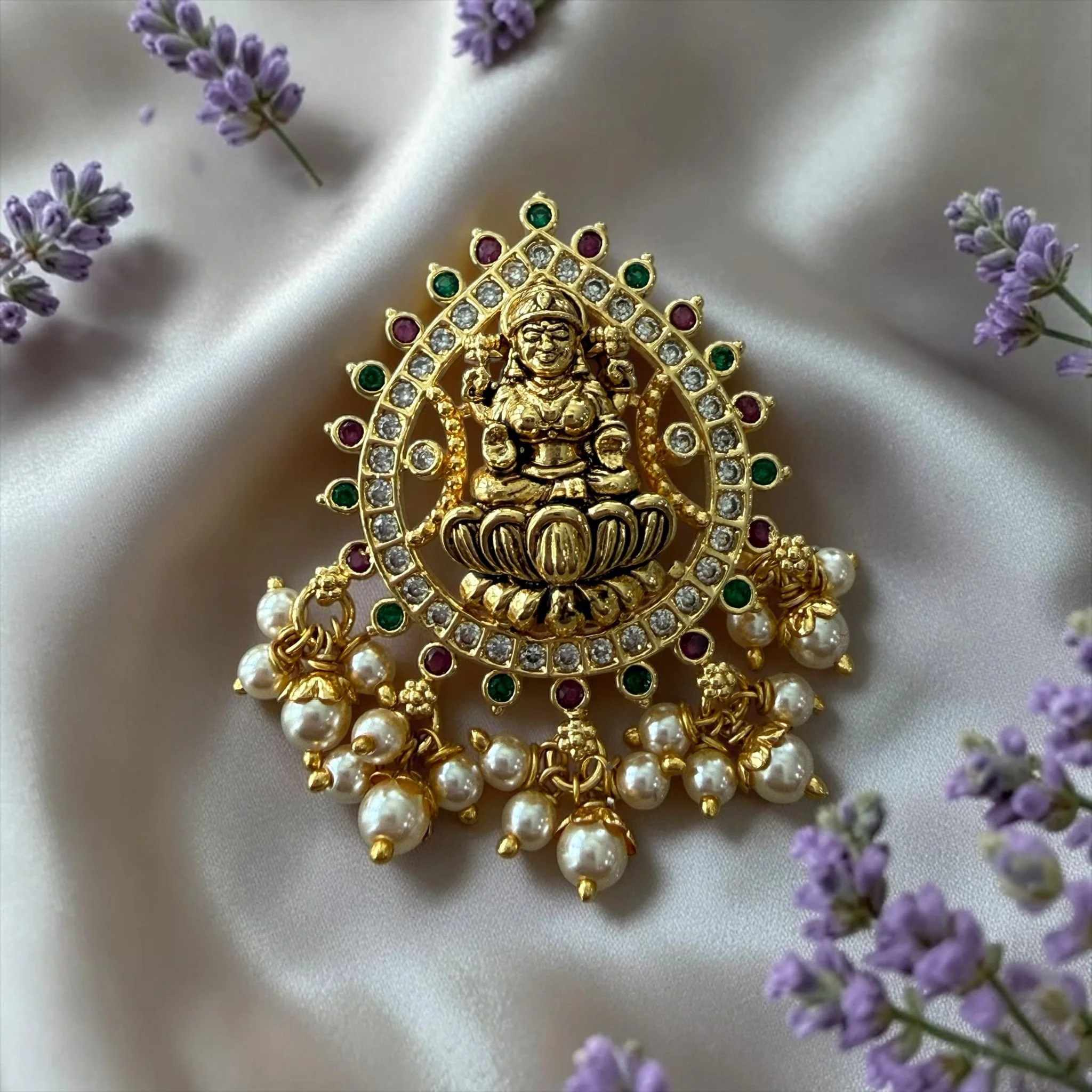 lakshmi1.jpeg