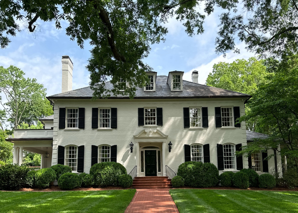 Casual Elegance: This Eastover Home Shows The Power of Color