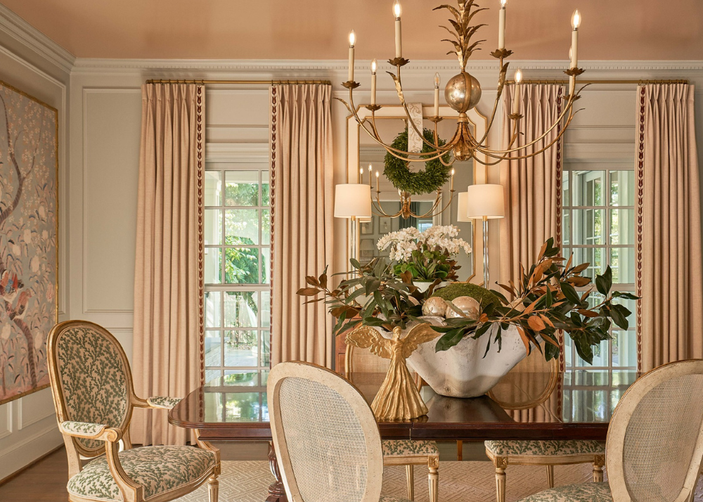 Refresh Your Dining Room and Tabletop for Christmas With These Finds