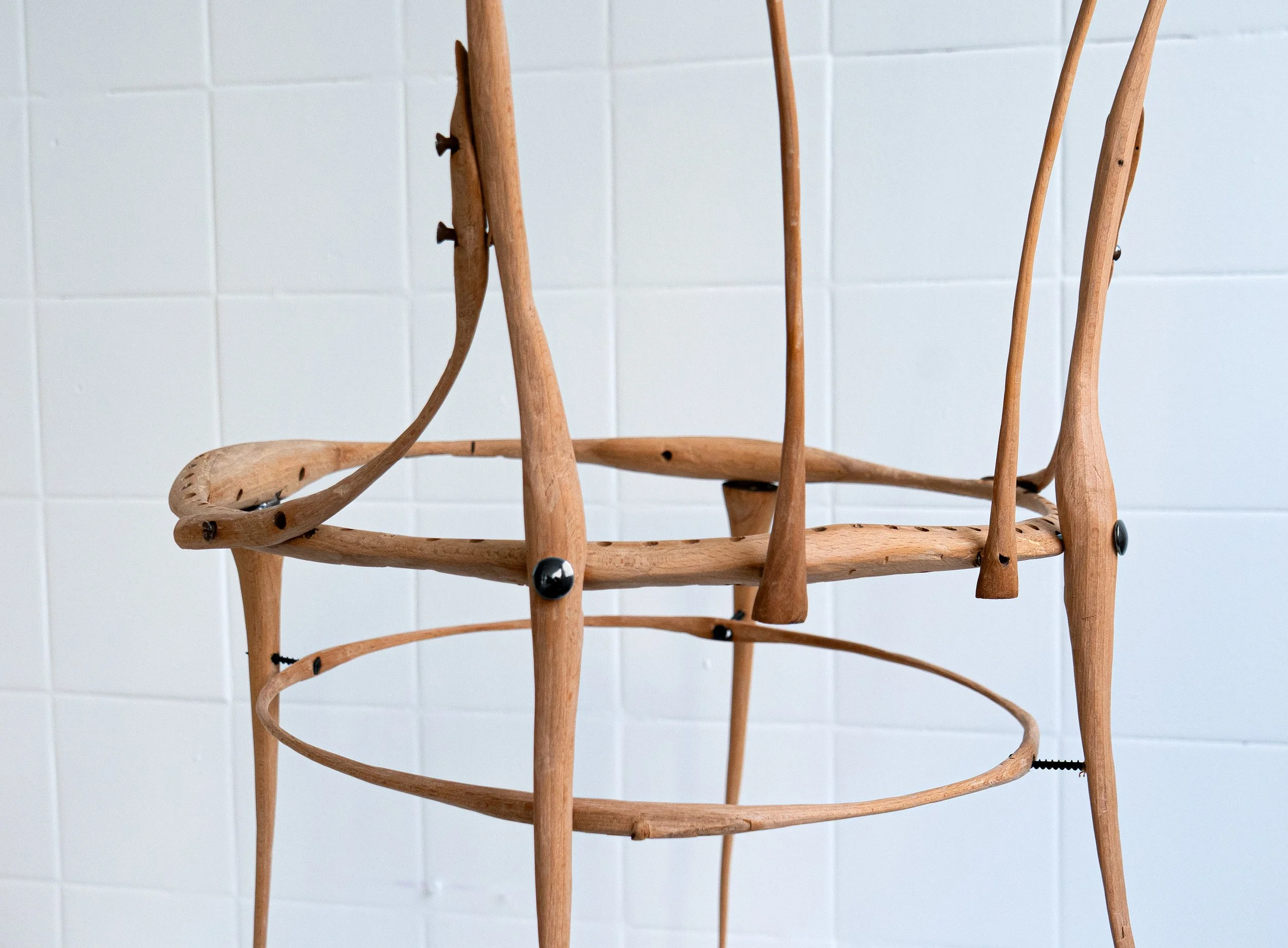 LA_SILLA_DENTRO_DE_LA_SILLA_02.jpg