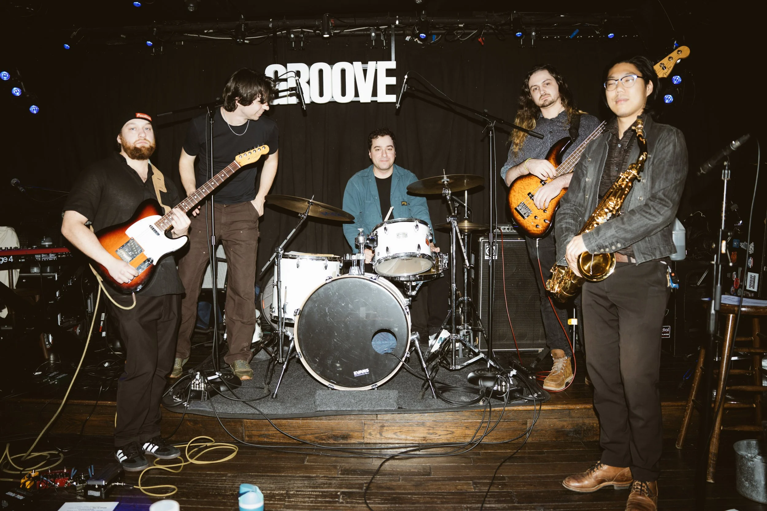 112225-Groove-EricLippin-07.jpg