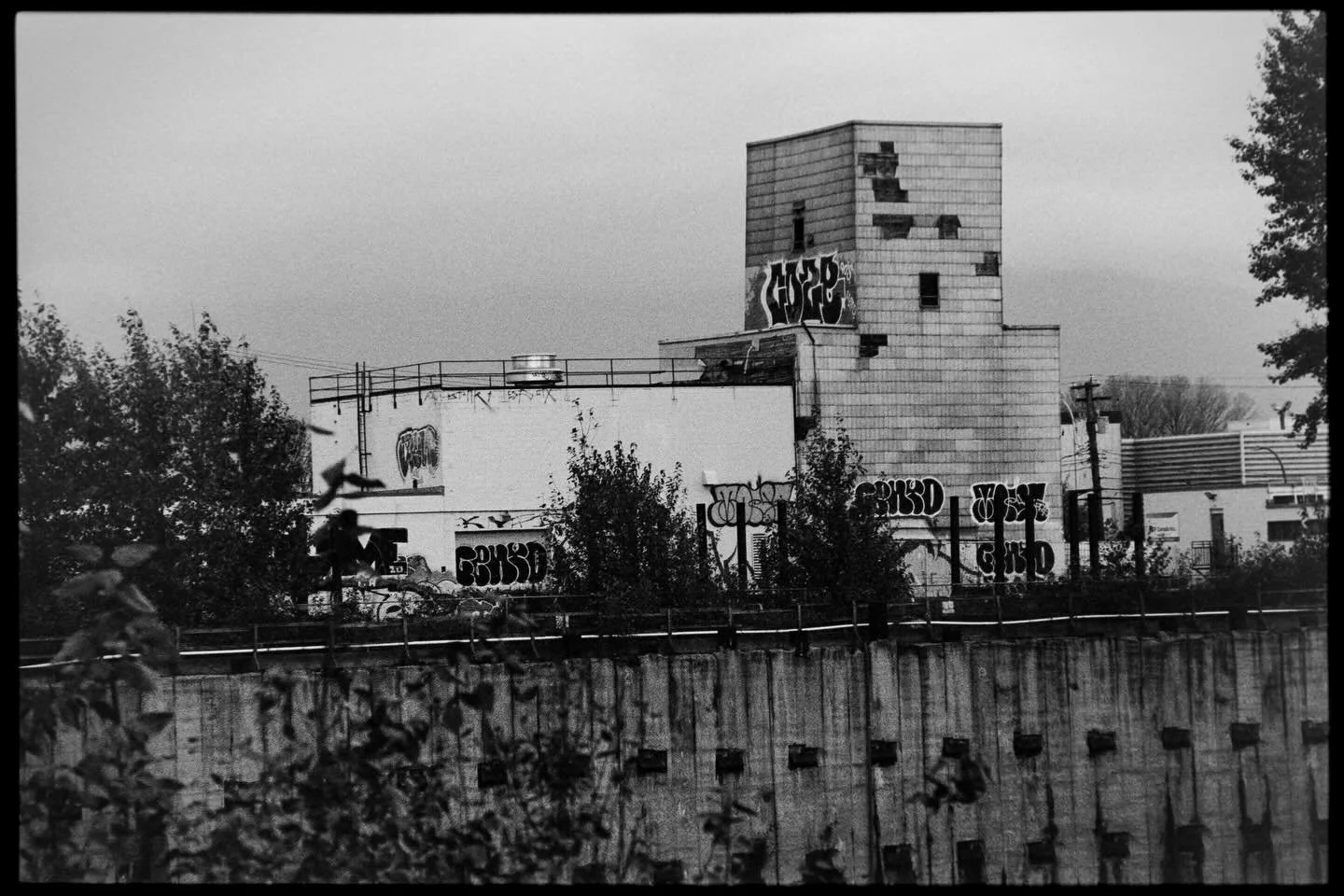 East Vancouver. Ilford HP5+ pushed to 3200.