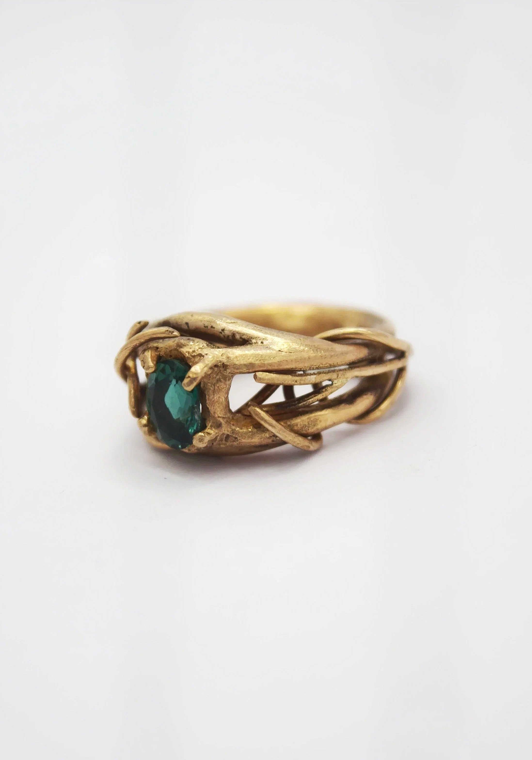 Lost+Life+3%3A4+ring.jpg