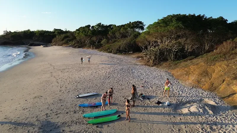 la lancha surf break marea sayulita