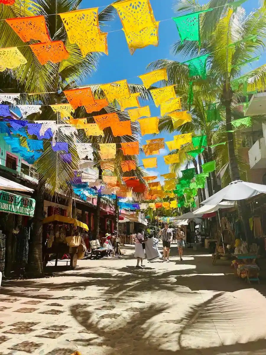 Sayulita - town marea surf school