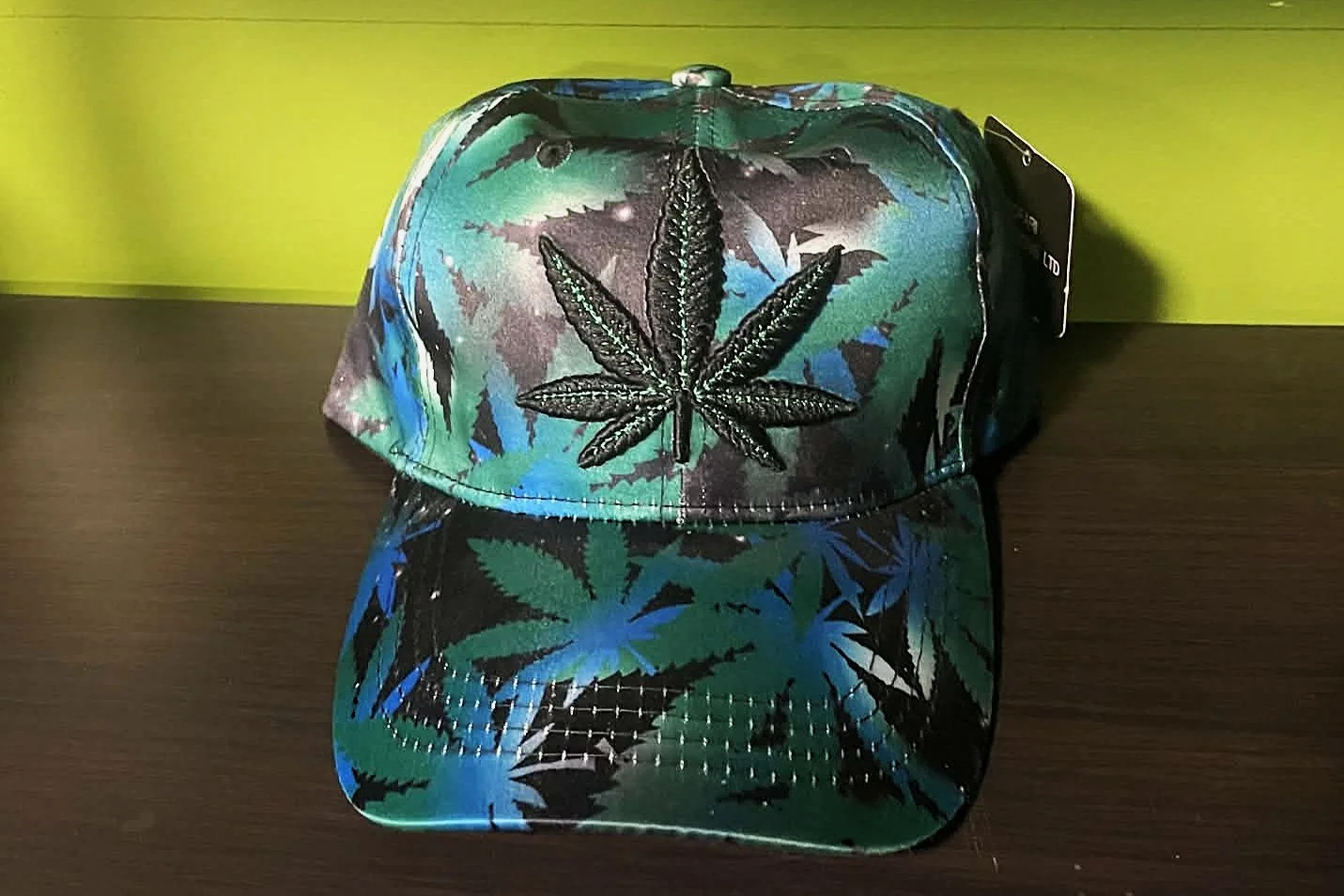 Abstract Leaf Pattern Hat