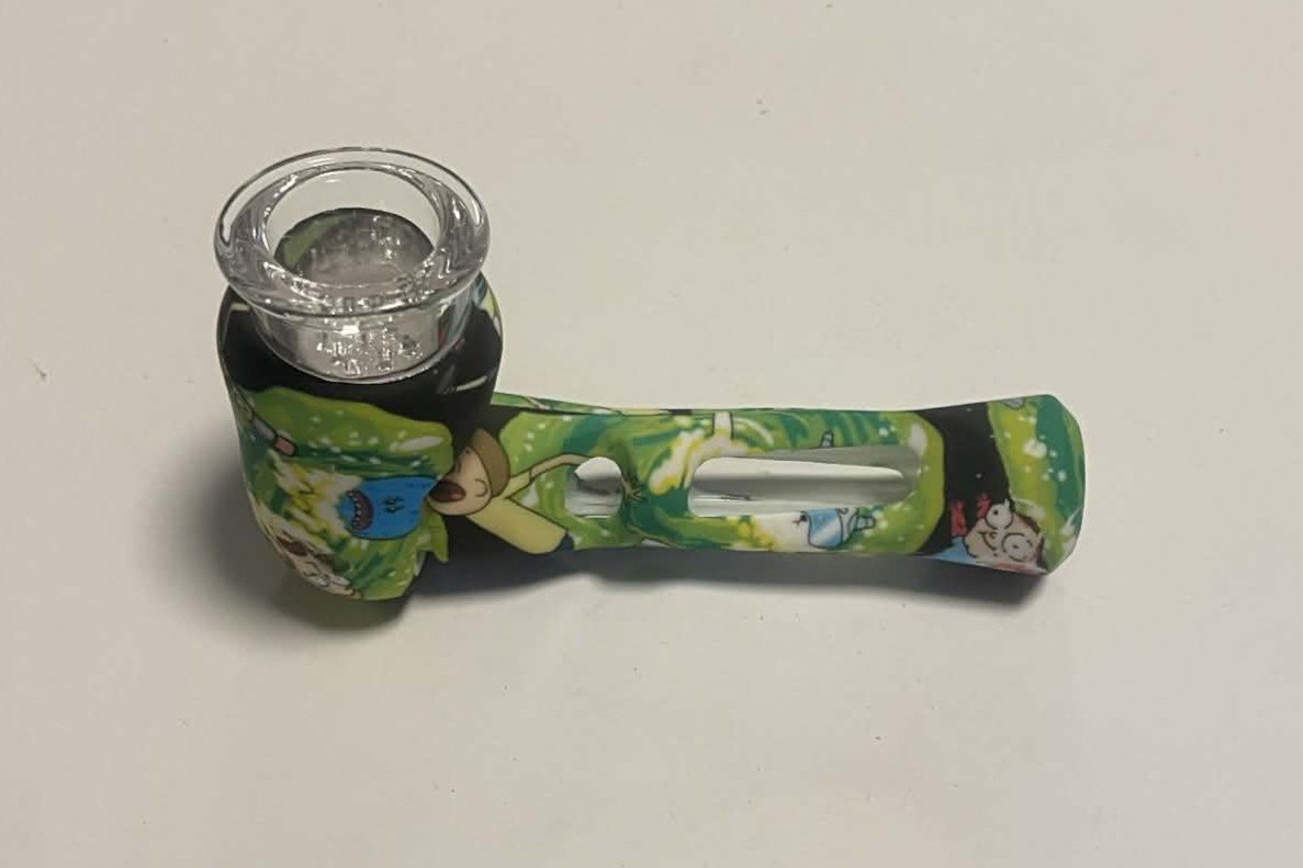 Silicone Pipe (Rick & Morty Design)