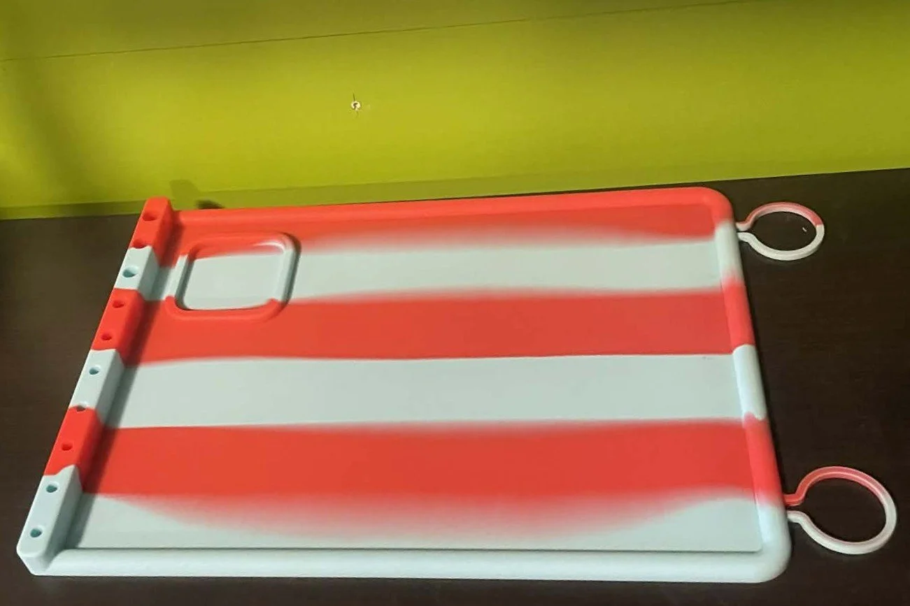 Silicone Dab Tray with Handles (Red & Blue)