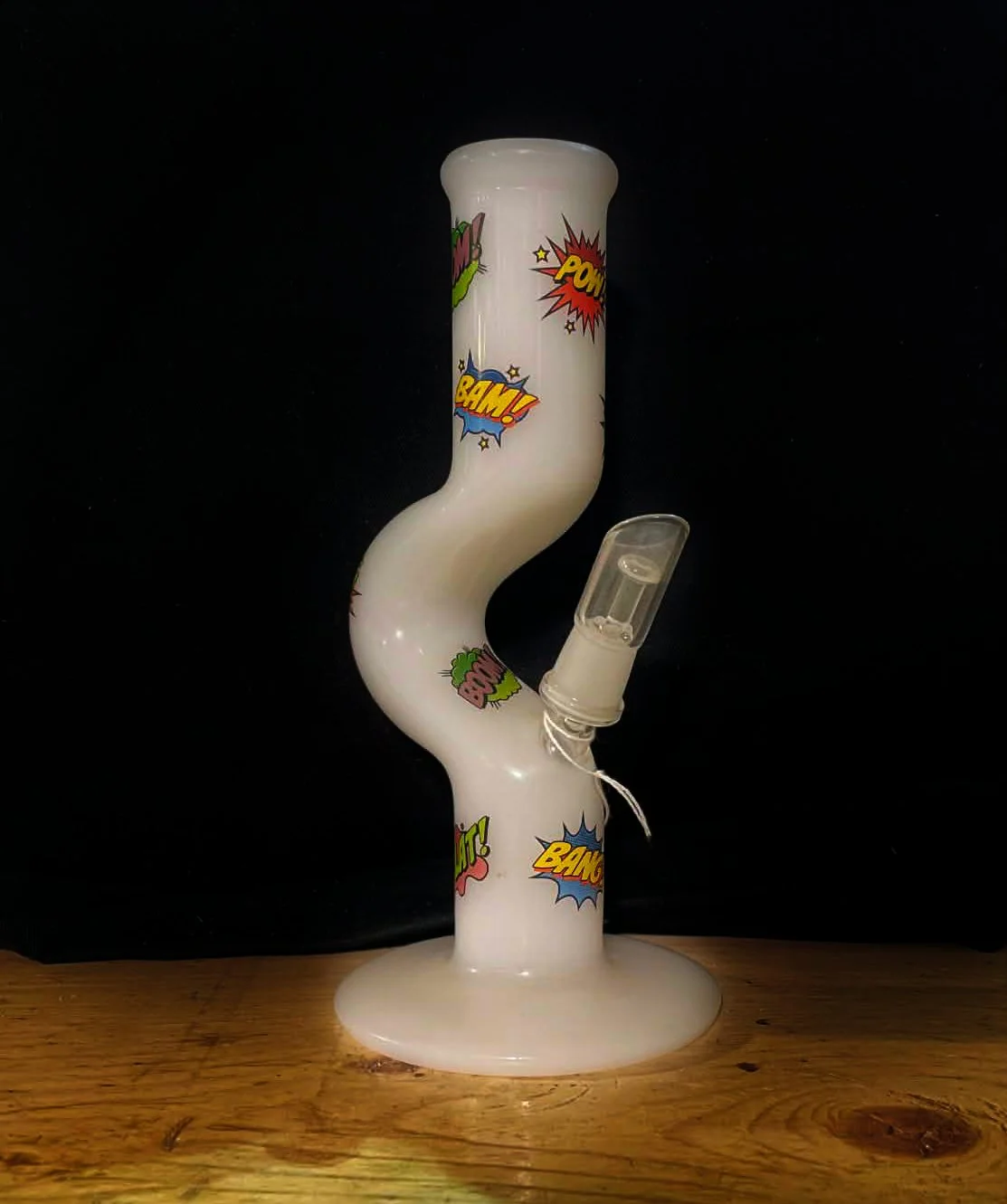 Cartoon Pop Art Curve Bong