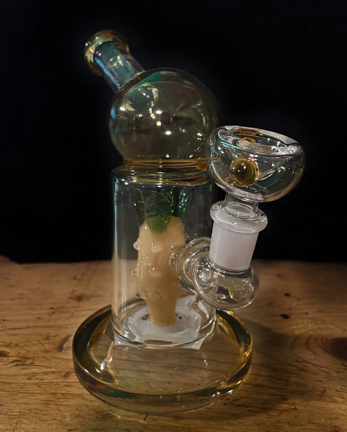 Pineapple Tropical Toke Tower Bong - 6