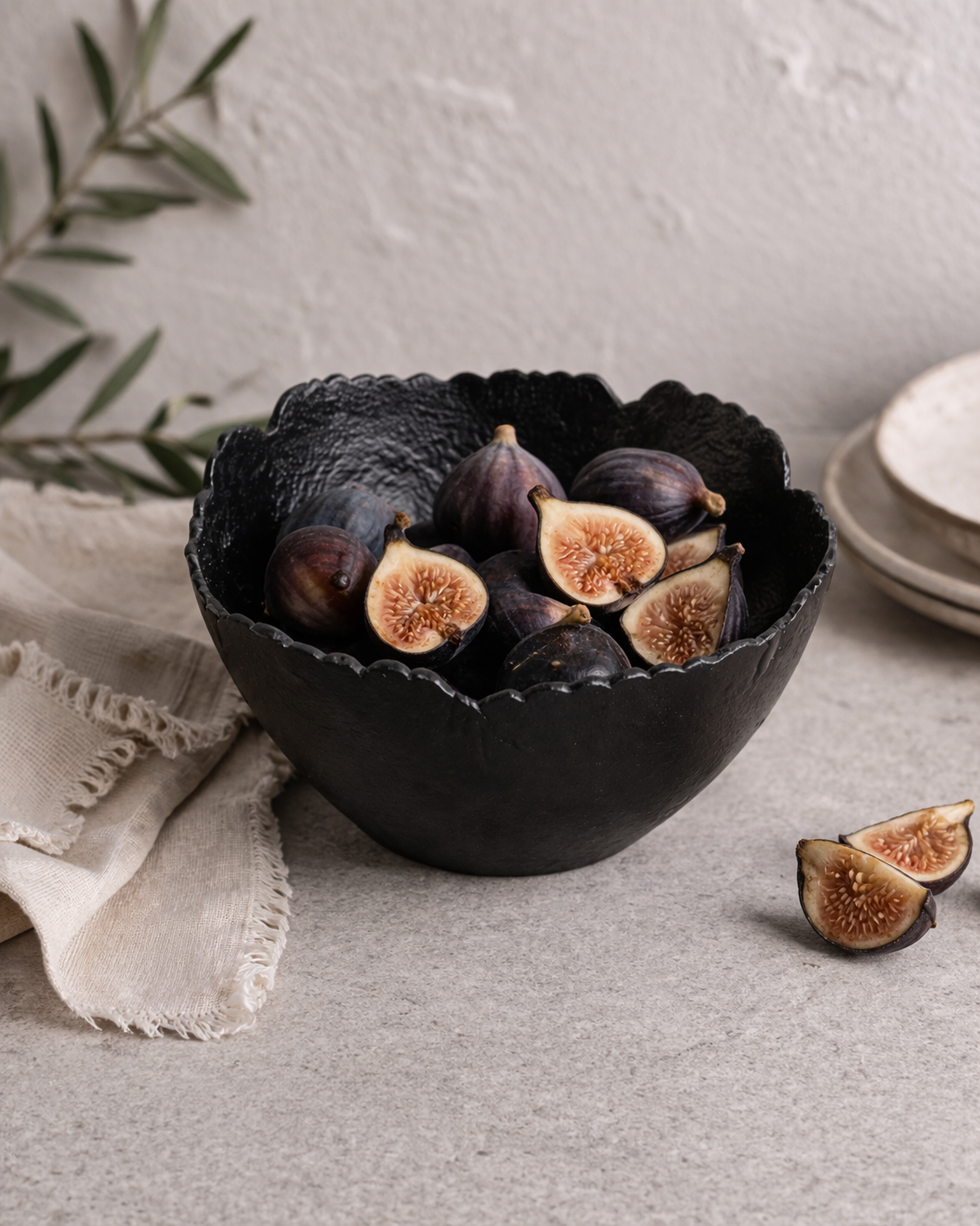 Black Scalloped Bowl