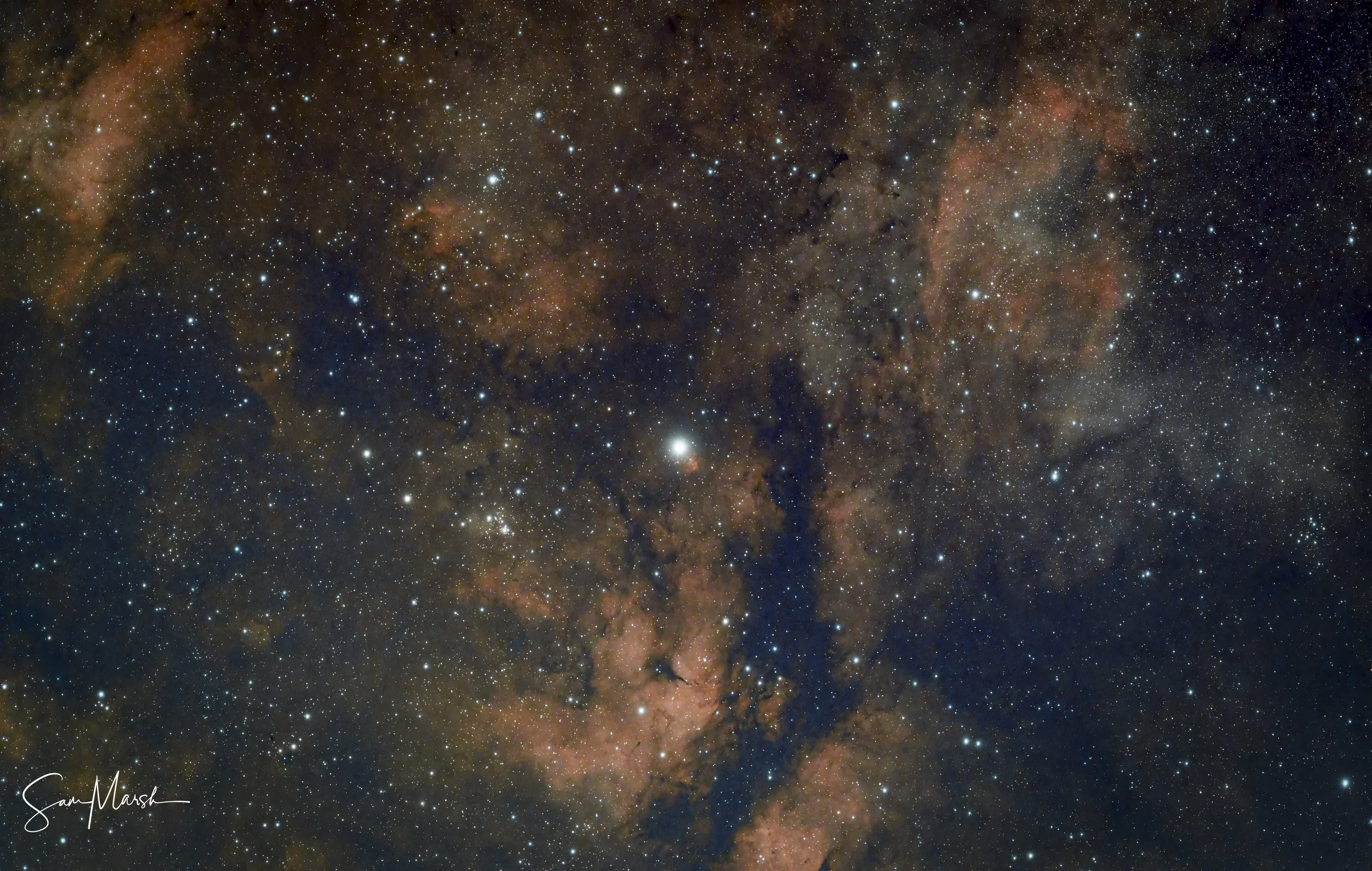 IC1318.jpg