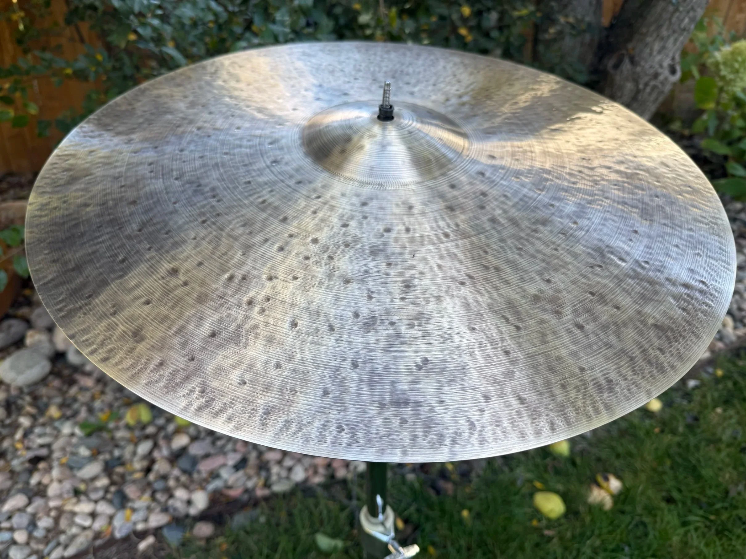 20" Medium Ride - 2,443g