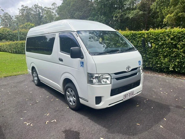 hiace-2014-welcab.jpg