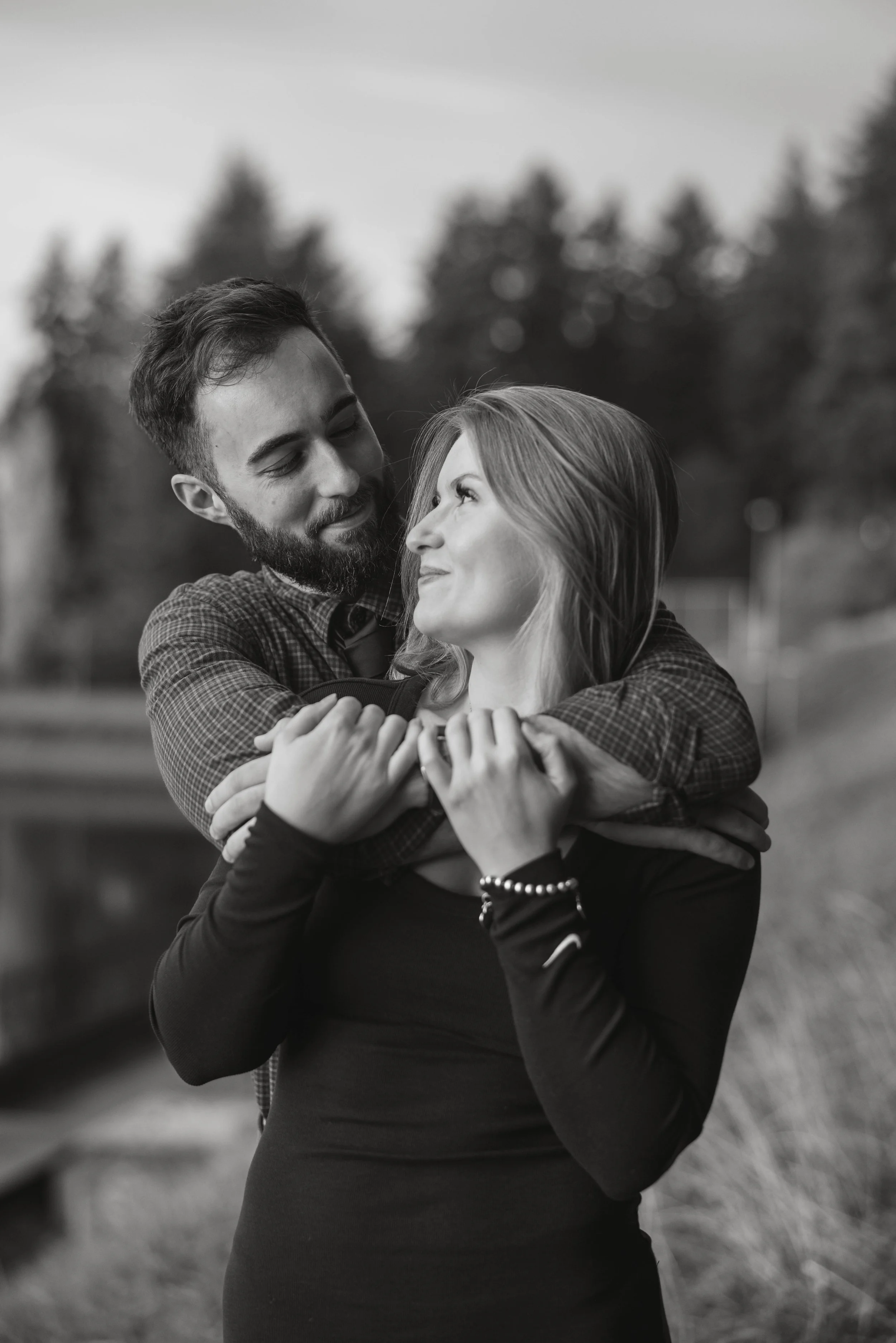 Izzie&Bradley(1).jpg