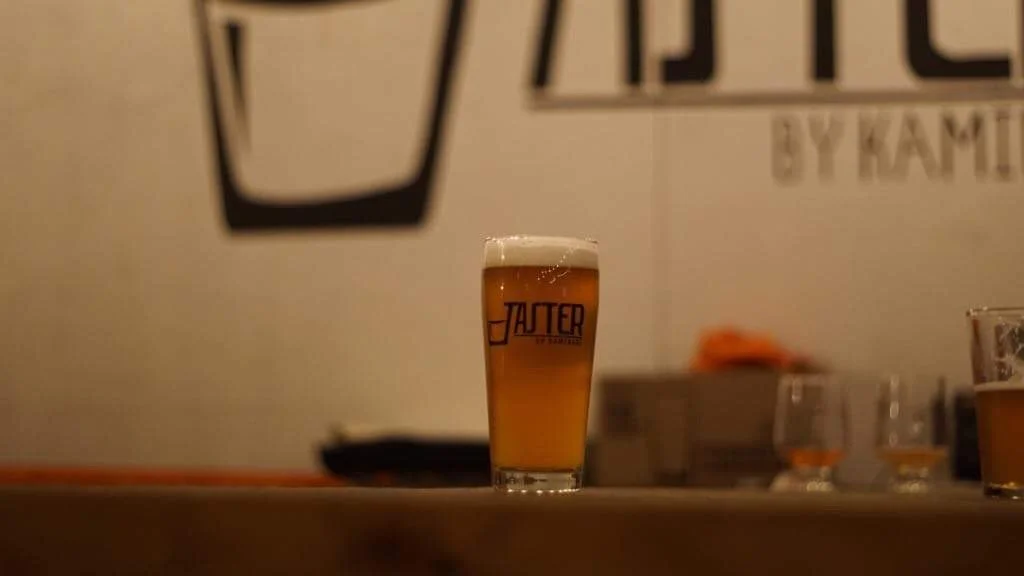 Taster 16 oz. Glass