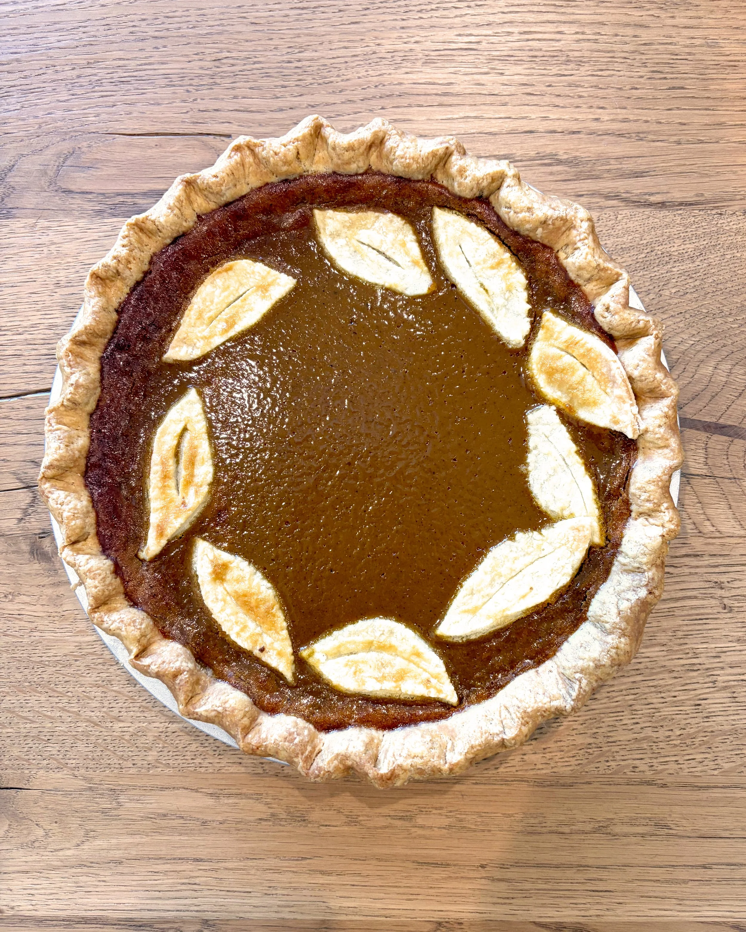 Pumpkin Pie with Leaf Decor