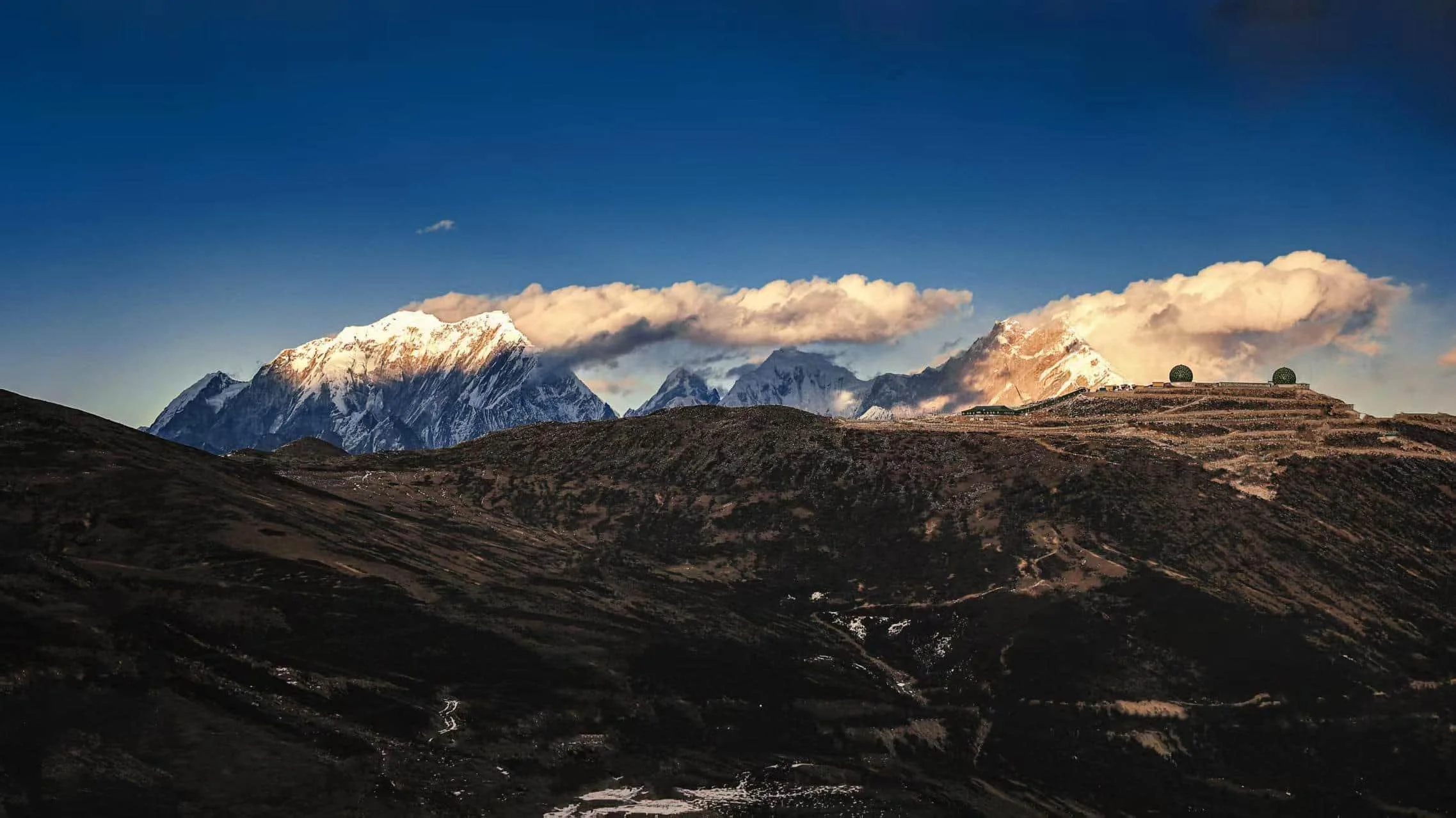 China Travel Guide 2026: Essential Tips for Xinjiang, Tibet &amp; Zhangjiajie (Permits, Payments &amp; Hidden Costs)