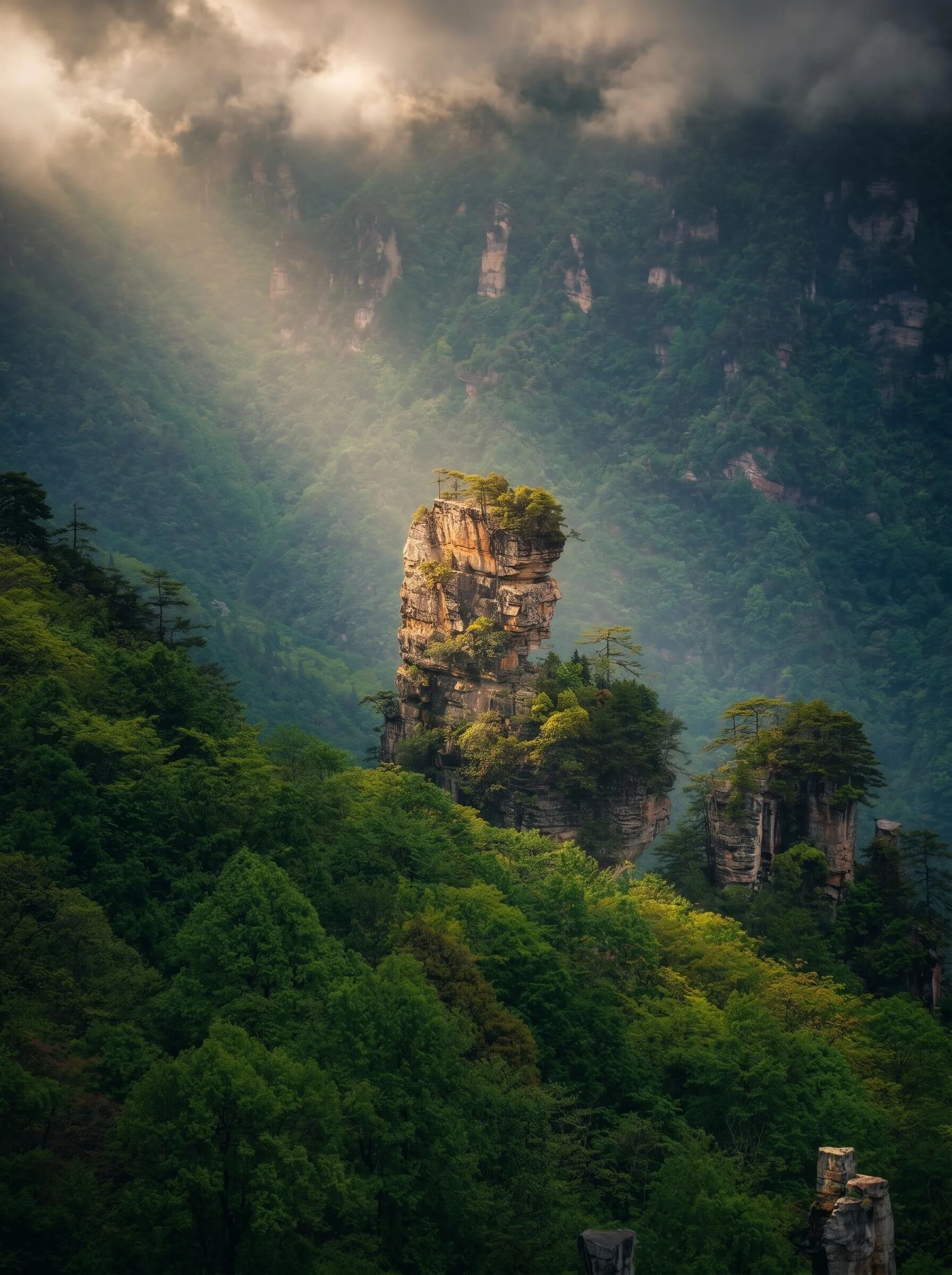 Zhangjiajie Travel Tips — 19 Things Every Foreign Traveler Should Know (2026)