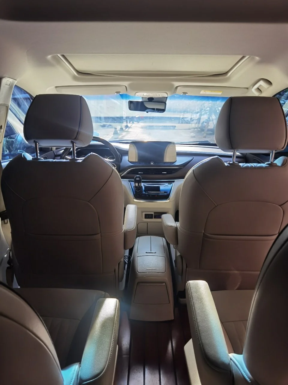Xi'an Airport One-Way Transfer Service by7-Seat Vehicle.jpg