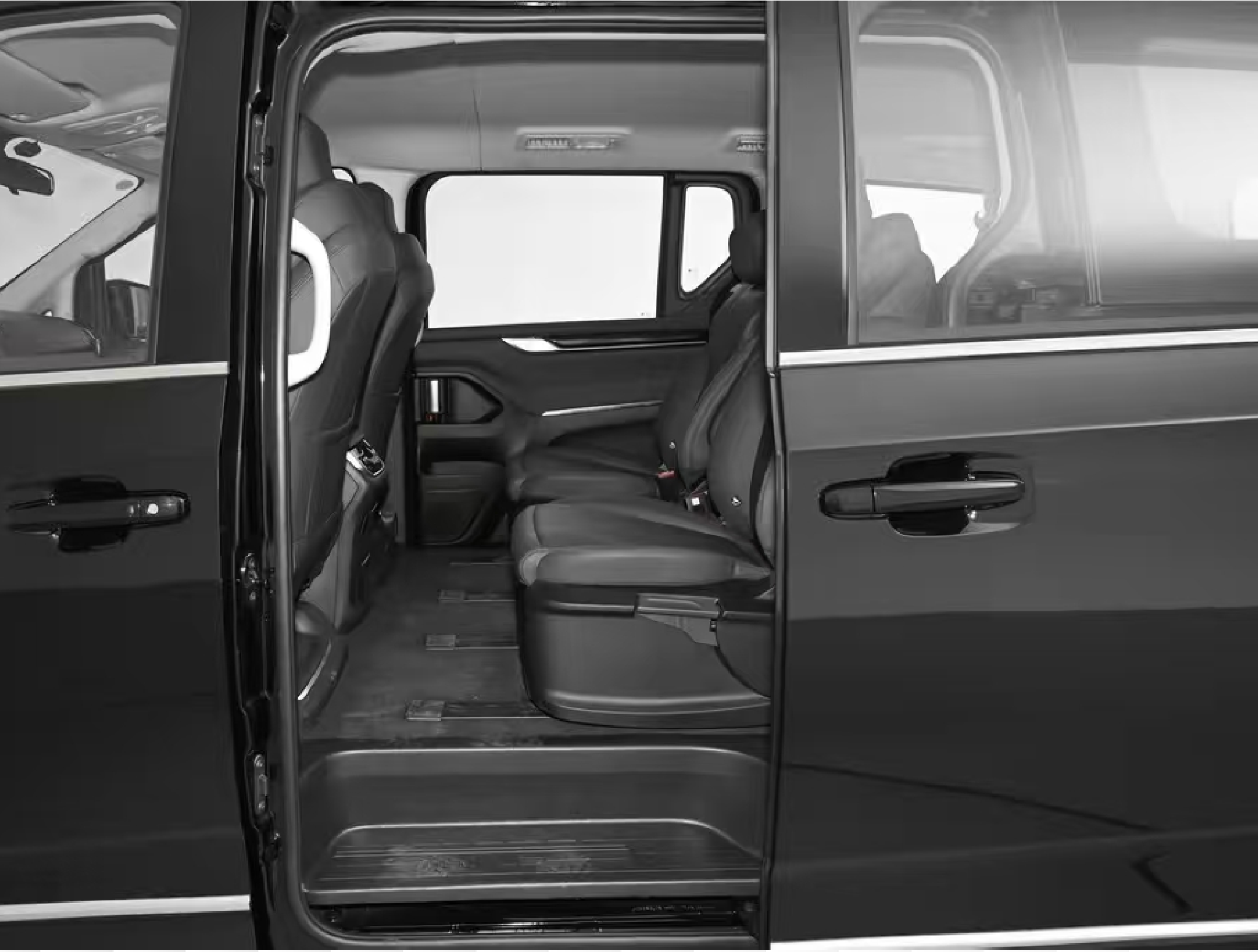 One-way airport pick-up/drop-off fee for a 9-seat vehicle.png