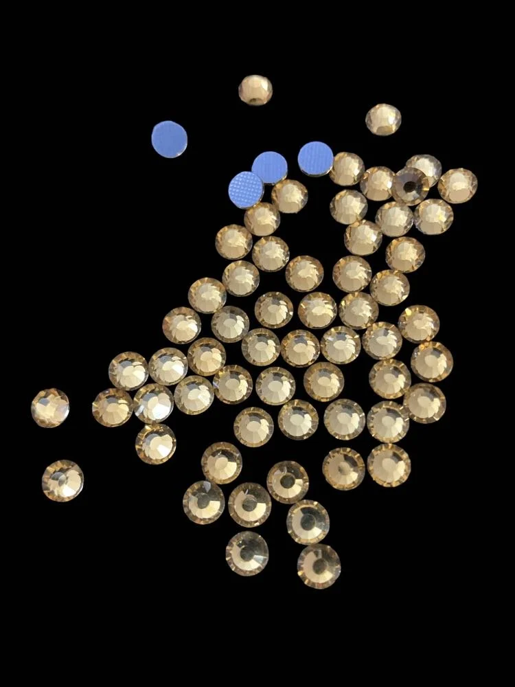 light col topaz.jpg (Copy)