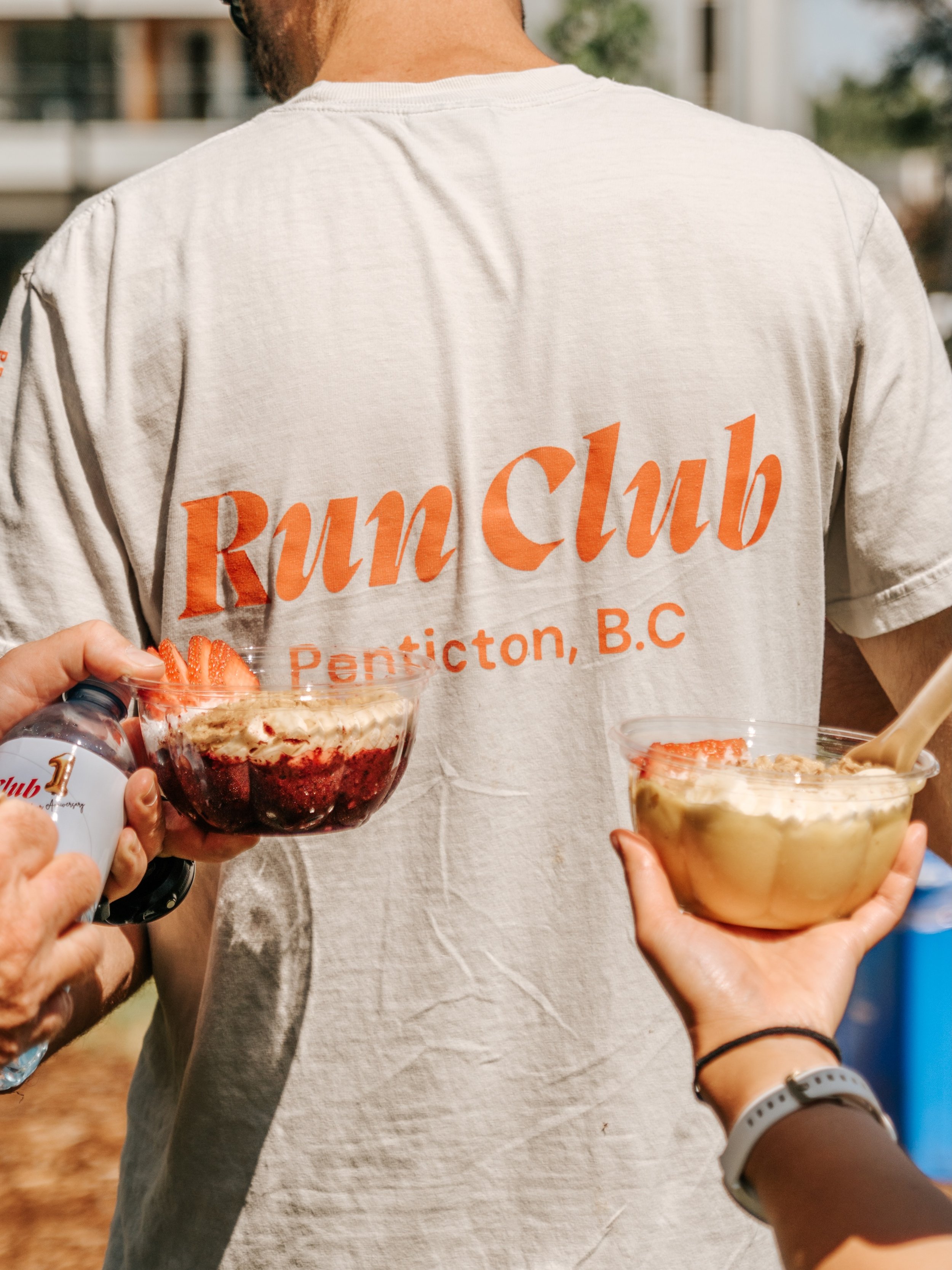 What a morning! 🙌 Huge thanks to @runclubpenticton for having me out to capture your 1 Year Anniversary run. The energy was unreal. Met so many incredible people and made even more memories along the way. Here&rsquo;s to year one, and everything sti